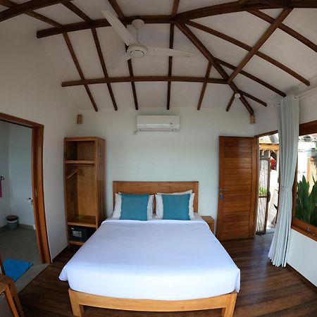Hotel Indigo Blue Ceningan Lembongan Exterior foto