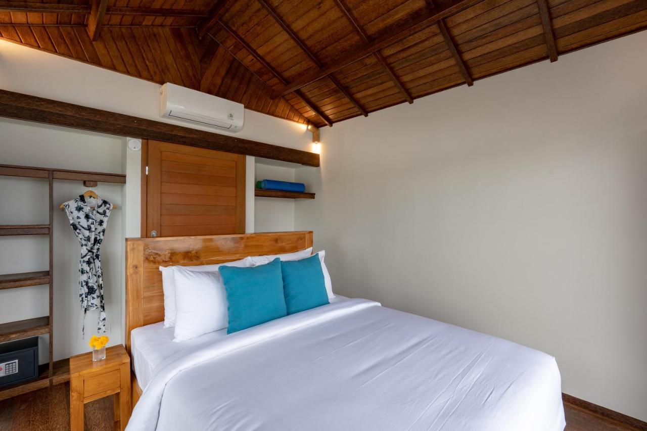 Hotel Indigo Blue Ceningan Lembongan Exterior foto